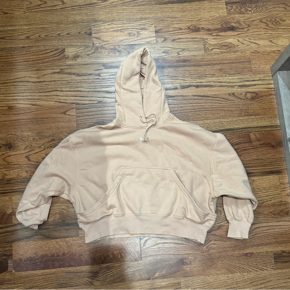 Nike women’s oversized cropped hoodie